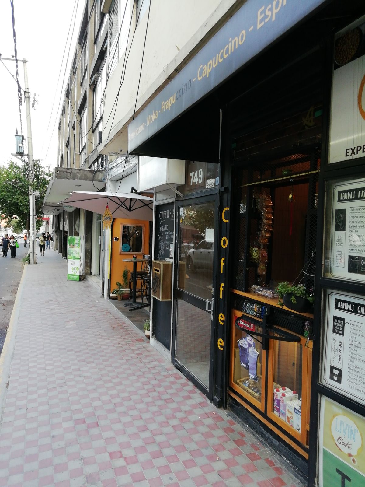 Livin Café