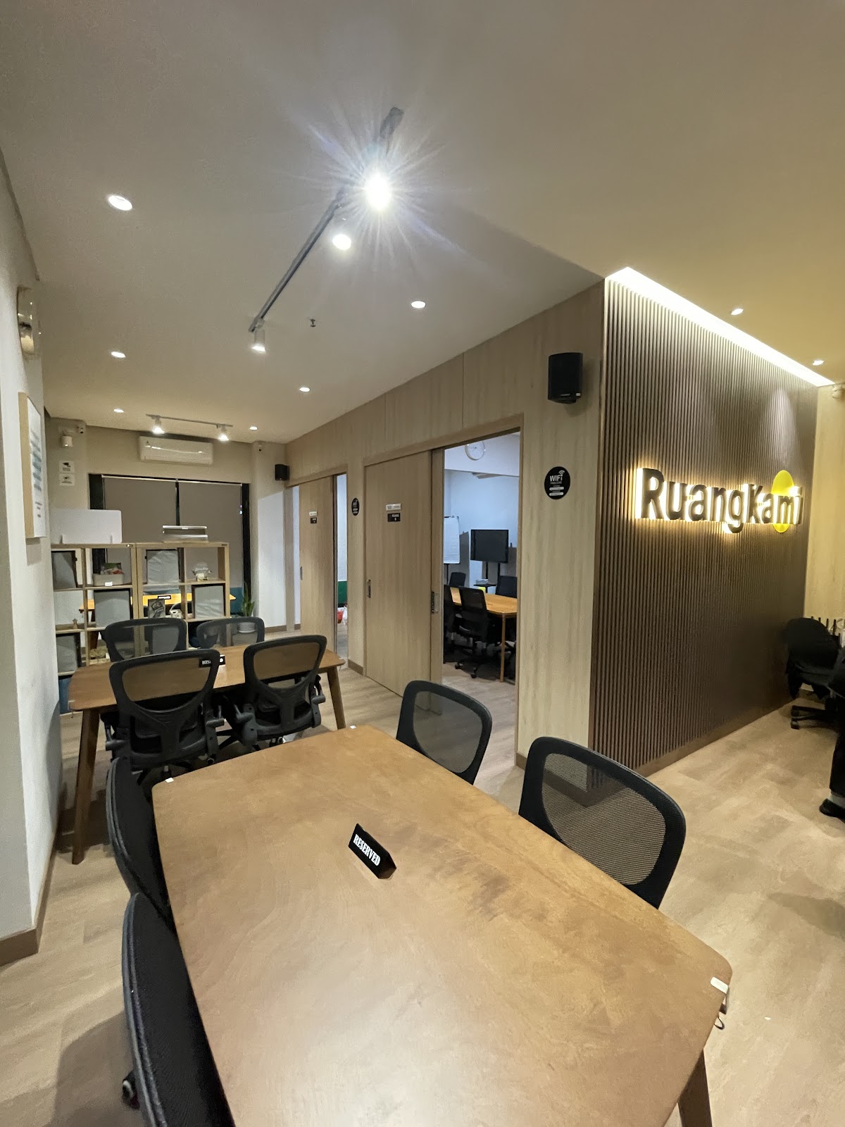 RuangKami Menteng - Coworking Space, Meeting Rooms and Event Venue