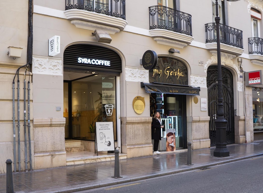 Syra Coffee - Roger de Lauria