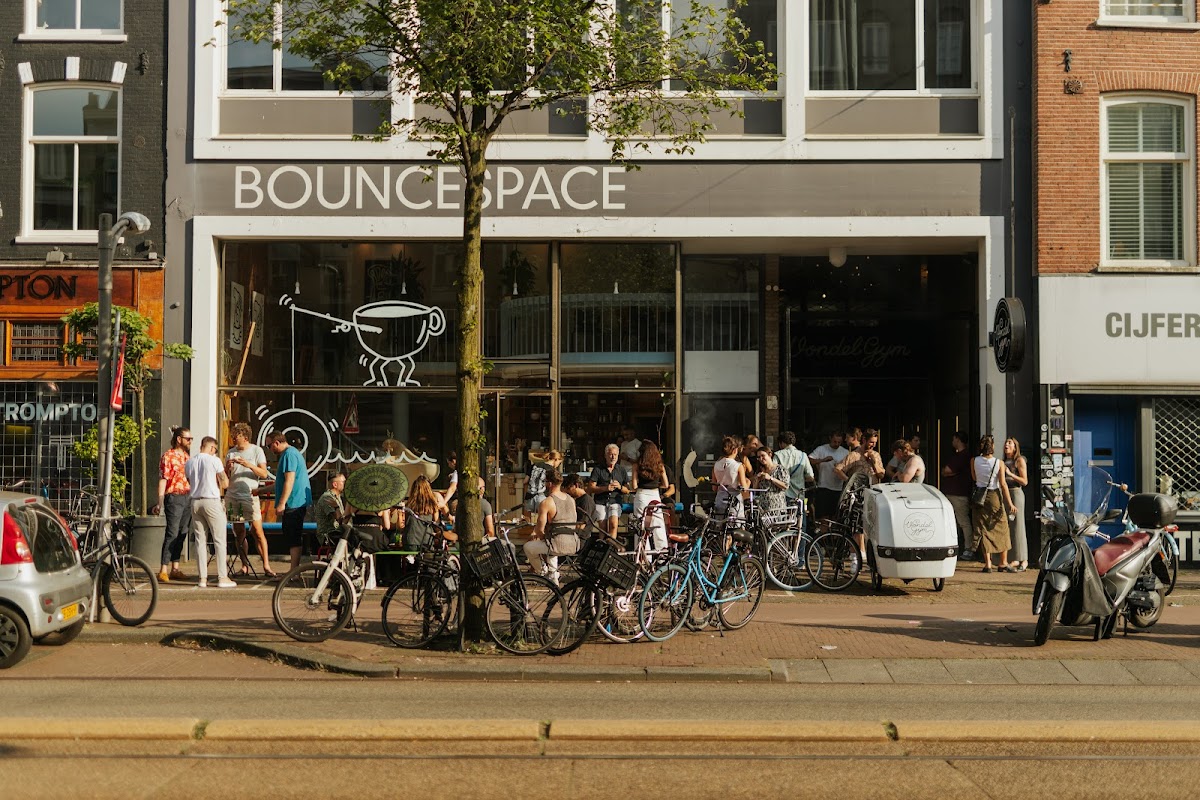 BounceSpace Coffee & Coworking