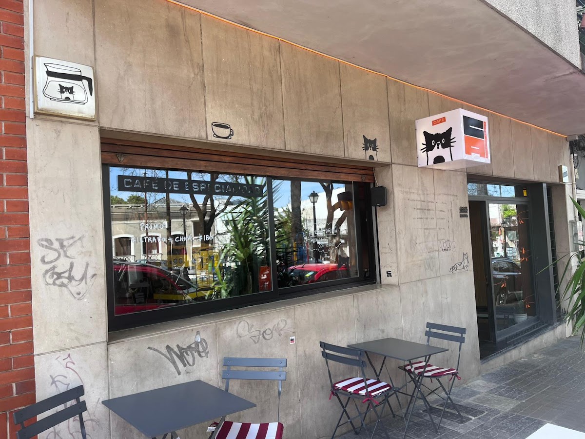 Casa de Abajo Café