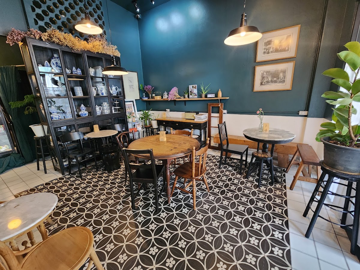 Origami Cafe