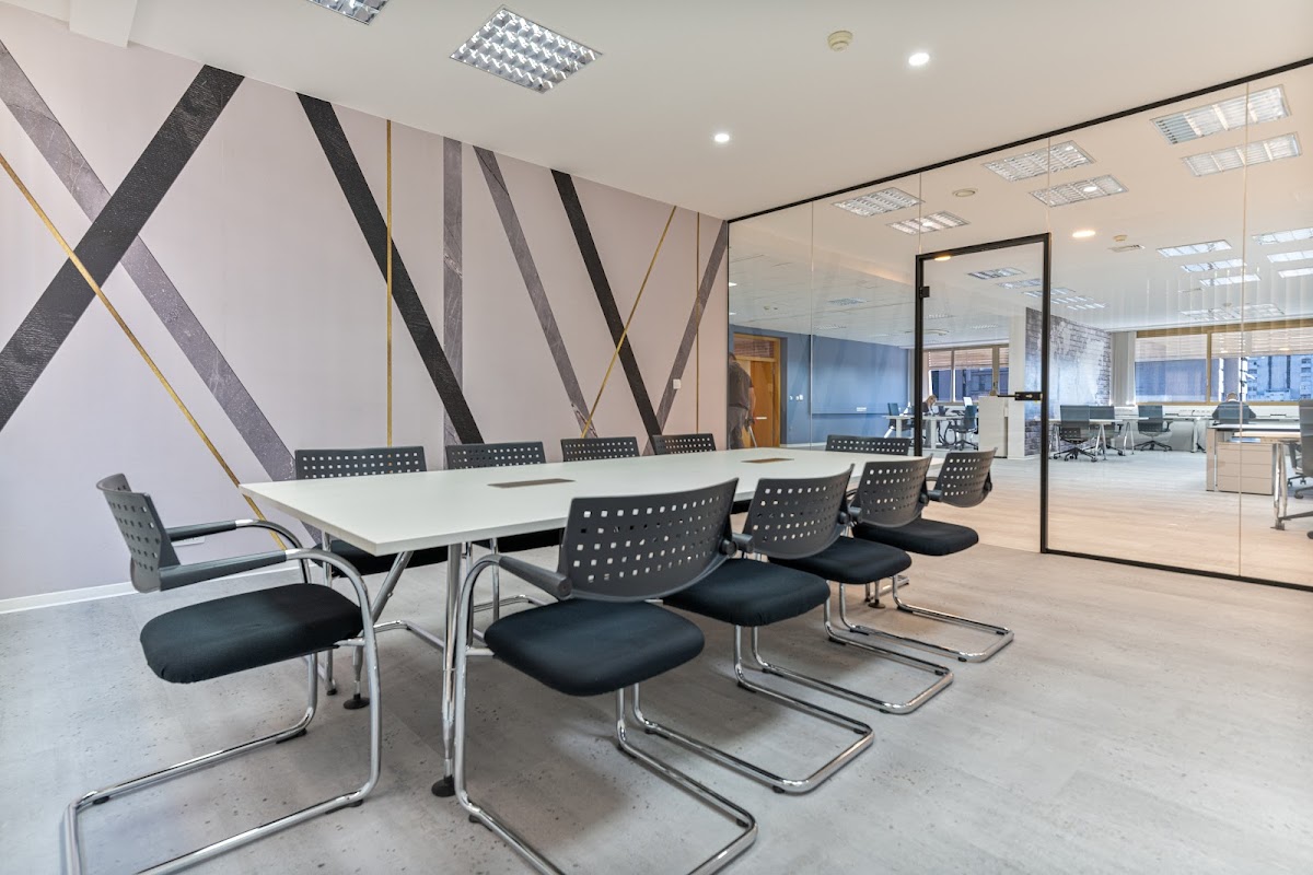 scaleup Office Split