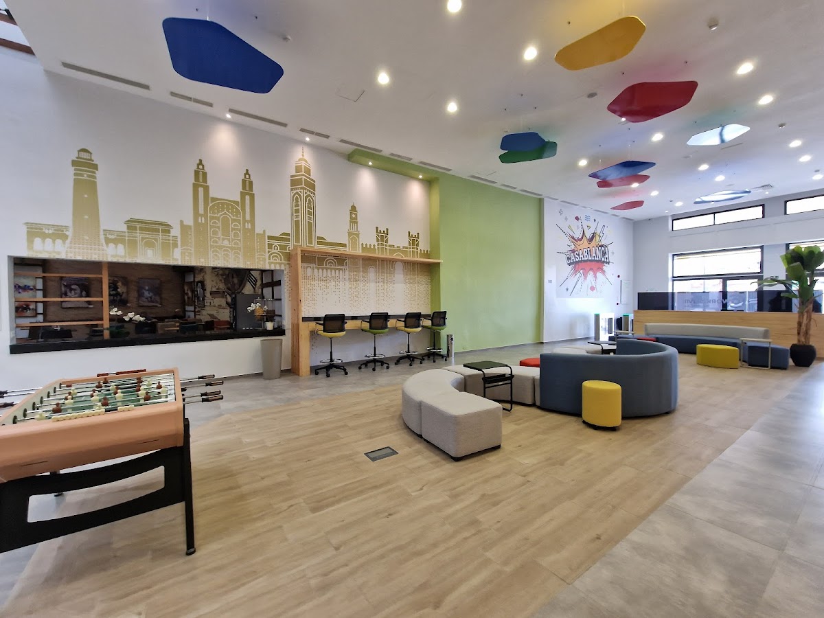 Cowork & Live