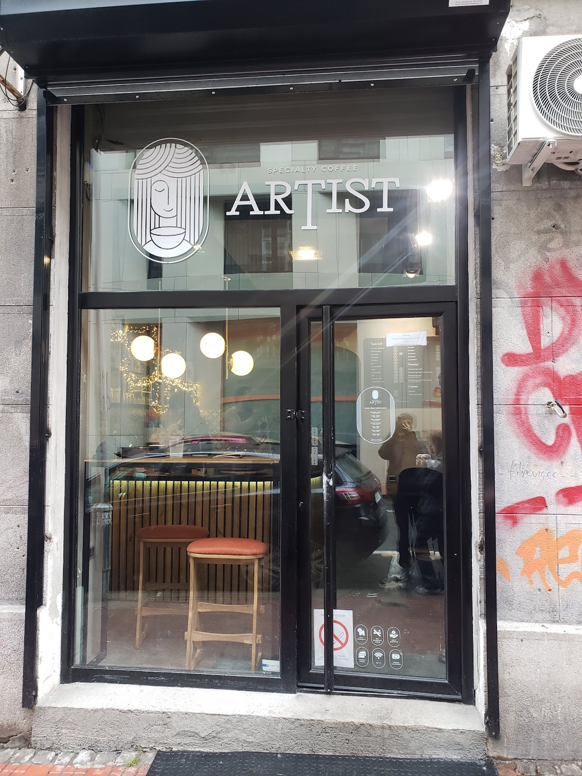Artist Specialty Coffee, Stari grad
