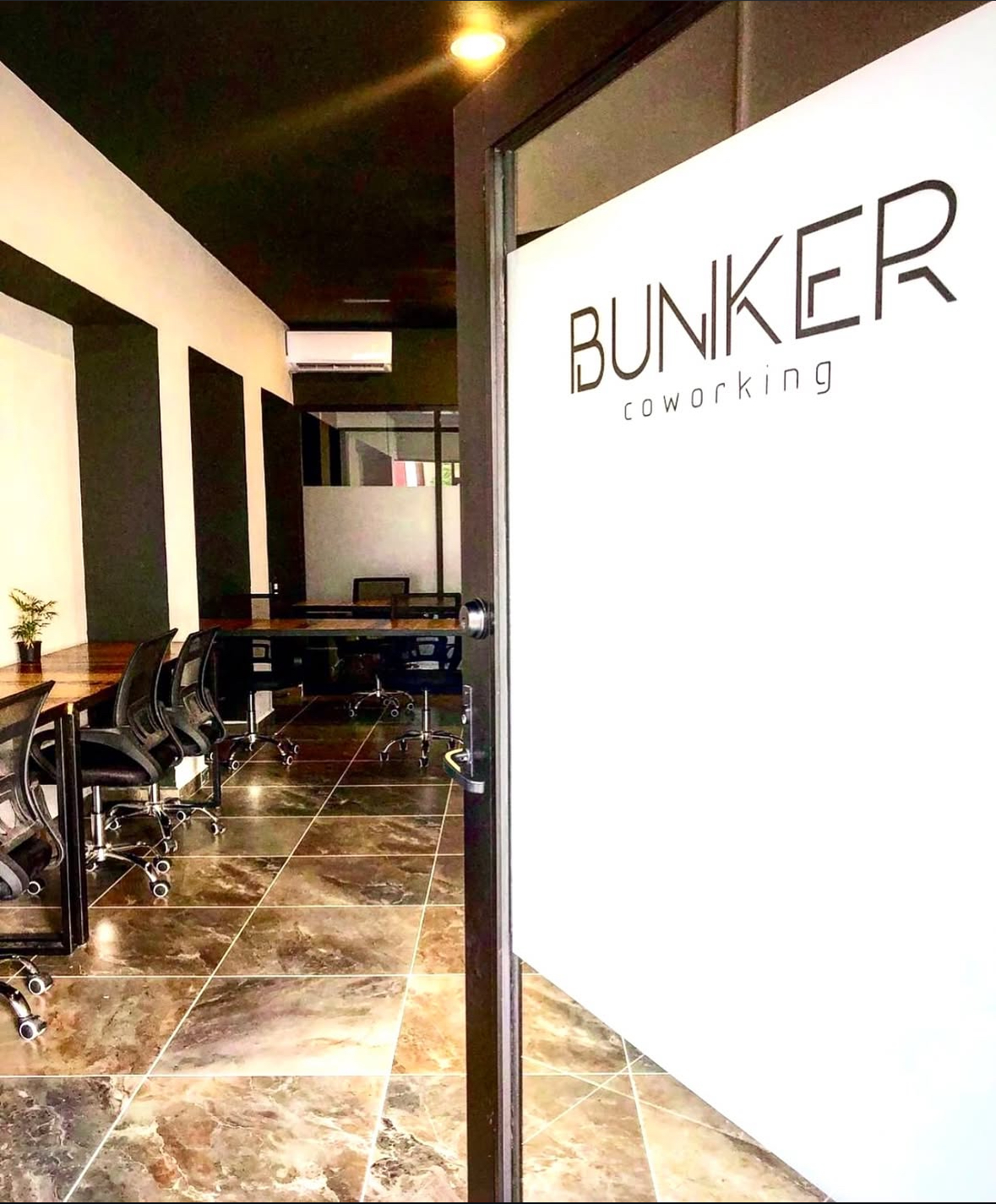 BUNKER Coworking