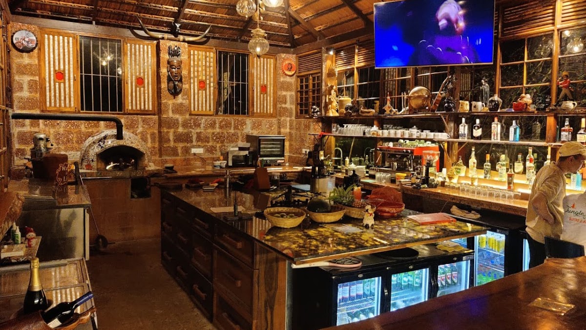 Jungle Café