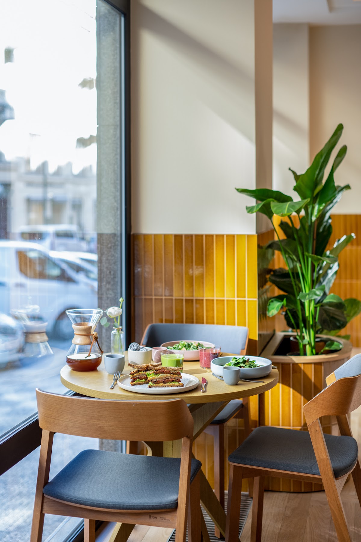 Elias Coffee Shop